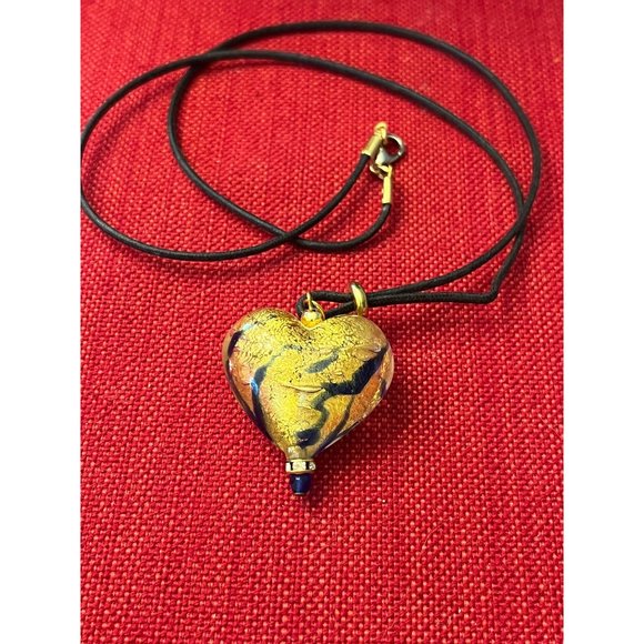 Pretty puffed blown glass vintage gold, cobalt blue heart on leather chain - Picture 2 of 4